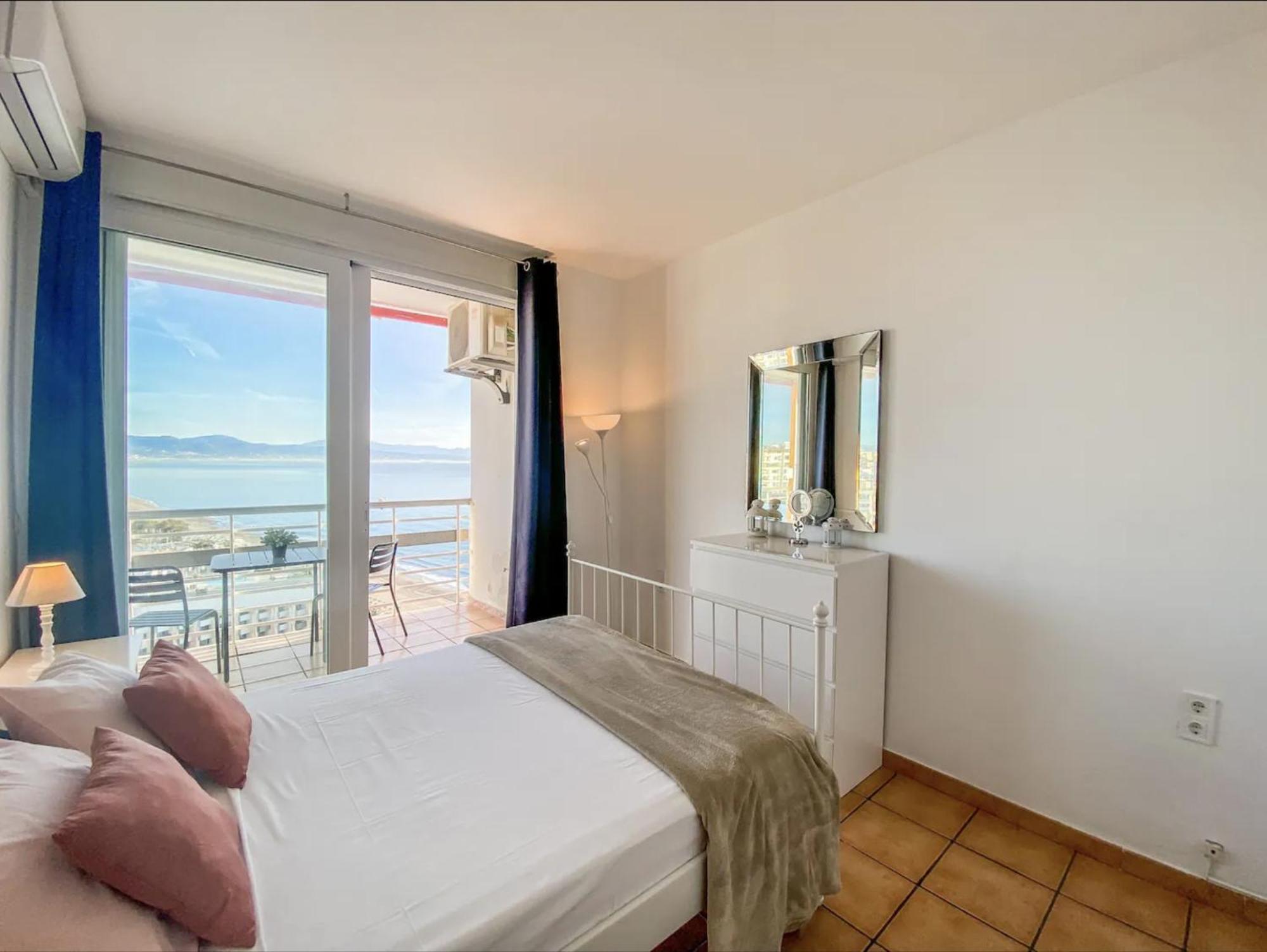 Appartamento Moderno Con Vistas Panorámicas
